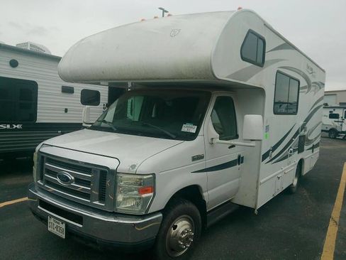 Used 2013 Ford E-350 and Econoline 350 Super Duty Wagon w/ Motorhome Prep Pkg RWD image 1