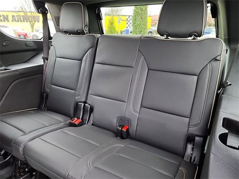 New 2026 GMC Yukon Elevation w/ Elevation Premium Package image 16