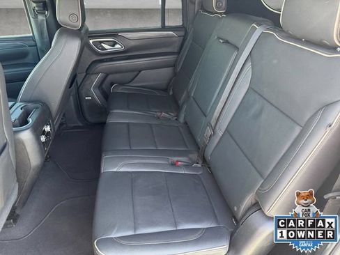 Used 2023 GMC Yukon XL SLT AWD/4WD image 22