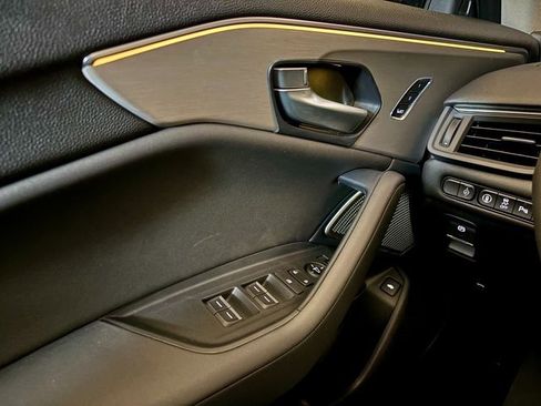 New 2025 Acura TLX Technology Package image 13