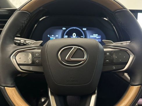 Certified 2025 Lexus RX 350 image 23