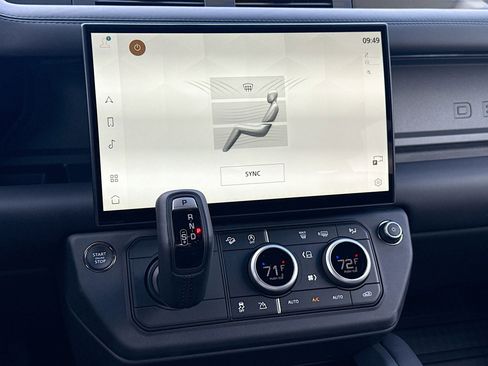 New 2026 Land Rover Defender 110 X-Dynamic SE AWD/4WD image 33