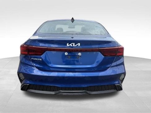 Used 2022 Kia Forte LXS image 29