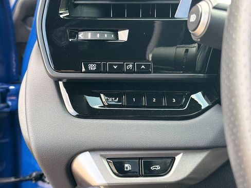 Used 2023 Lexus RX 350 F Sport w/ Accessory Package image 36