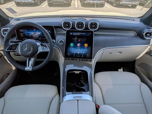 New 2026 Mercedes-Benz GLC 300 4MATIC image 17