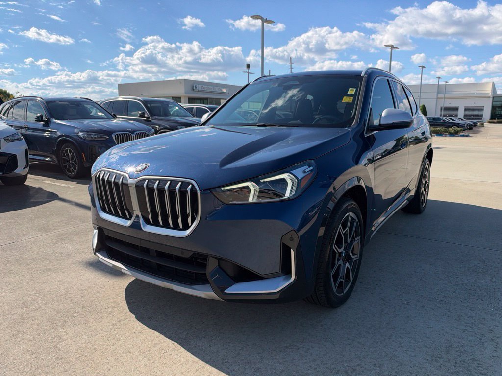 Certified 2023 BMW X1 xDrive28i w/ Convenience Package AWD/4WD image 1