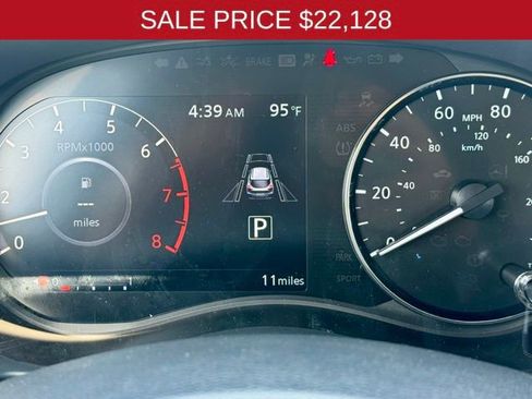 New 2024 Nissan Kicks SV image 13