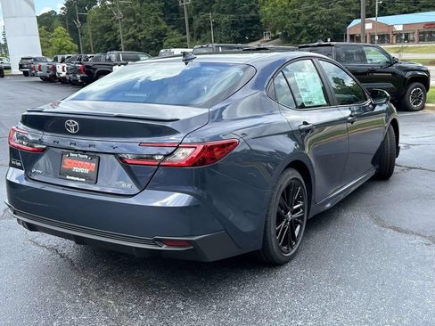 New 2026 Toyota Camry SE FWD image 3