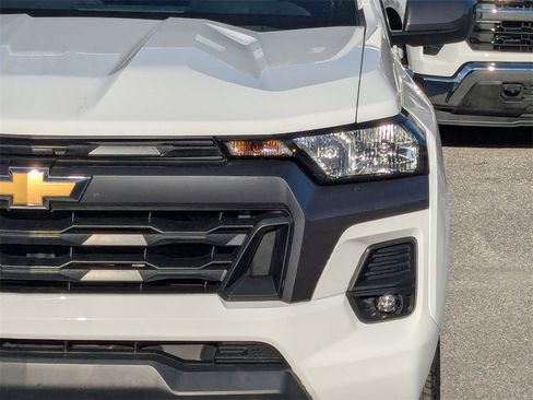 Certified 2024 Chevrolet Colorado LT w/ LT Convenience Package image 10