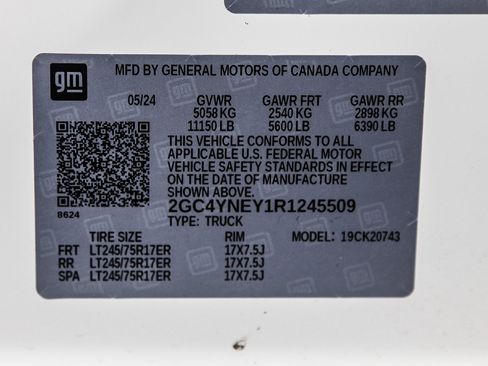 Used 2024 Chevrolet Silverado 2500 LT image 26