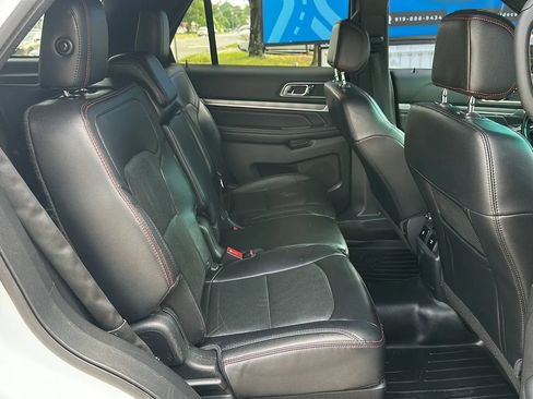 Used 2016 Ford Explorer Sport w/ Equipment Group 401A AWD/4WD image 22