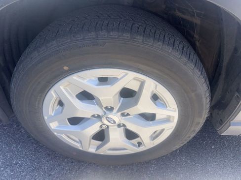 Used 2021 Subaru Forester image 12