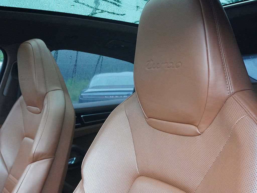 Used 2022 Porsche Cayenne Turbo AWD/4WD image 34