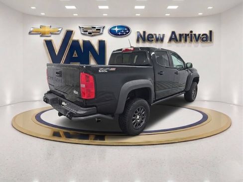 Used 2022 Chevrolet Colorado ZR2 w/ Colorado ZR2 Bison Edition AWD/4WD image 2
