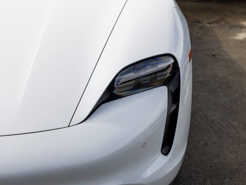 Certified 2023 Porsche Taycan image 16