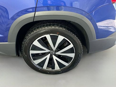 Used 2022 Volkswagen Taos SE FWD image 30