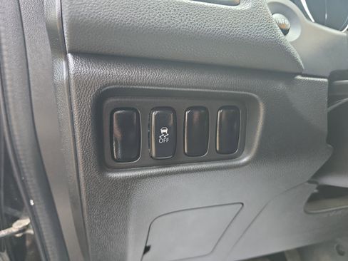 Used 2017 Mitsubishi Outlander Sport SE image 18