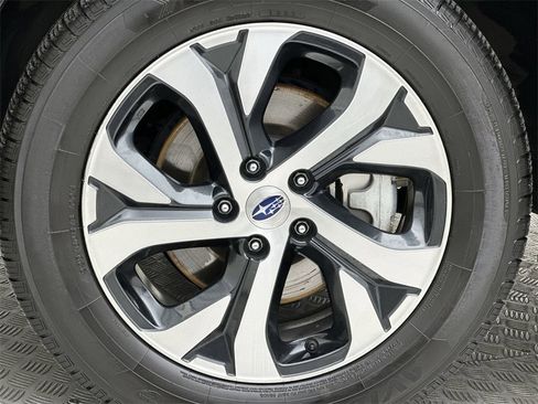 Used 2021 Subaru Outback Touring XT image 10