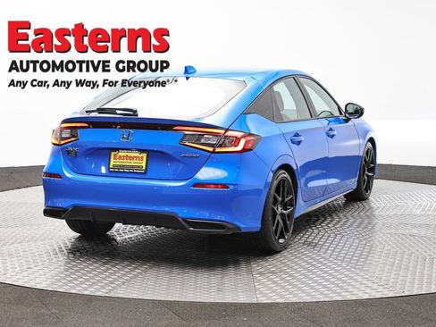 Used 2022 Honda Civic Sport image 5