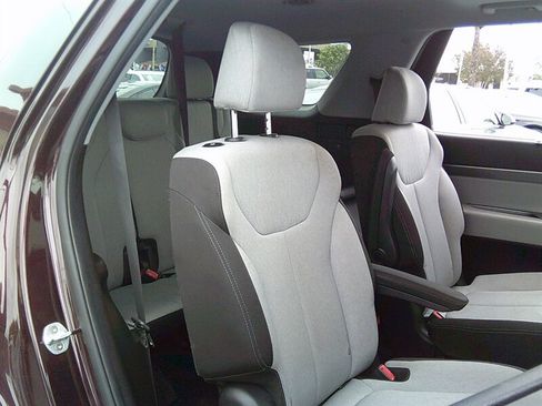 Used 2020 Hyundai Palisade SEL w/ Convenience Package FWD image 17