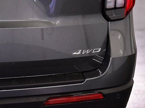 New 2026 Ford Explorer Active w/ Active Comfort Package AWD/4WD image 12