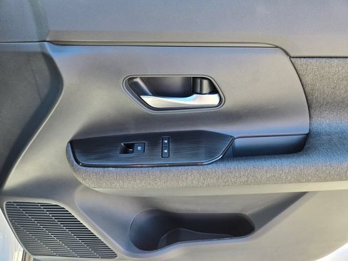 Used 2026 Nissan Kicks SV w/ Cold Weather Package FWD image 26