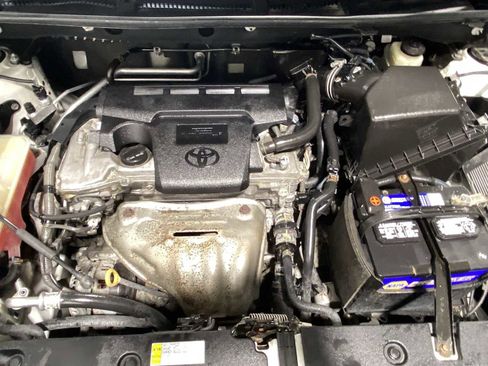 Used 2016 Toyota RAV4 Limited image 9