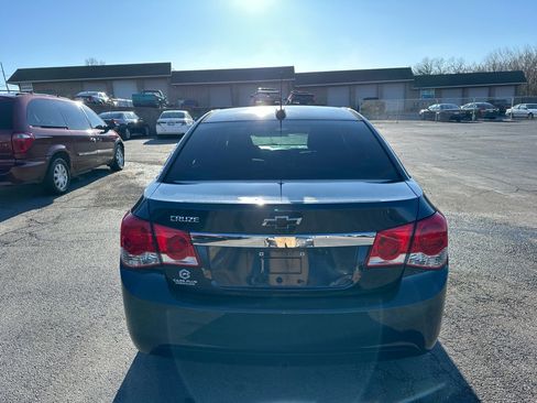 Used 2015 Chevrolet Cruze LS image 7
