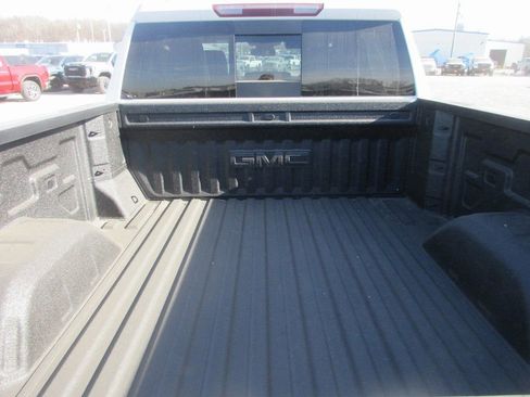 New 2026 GMC Sierra 1500 SLT w/ SLT Premium Plus Package AWD/4WD image 7