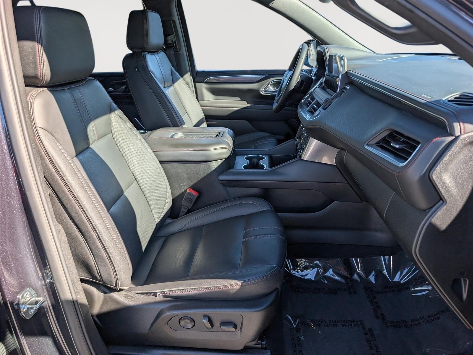 Used 2024 Chevrolet Suburban RST RWD image 12