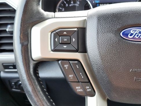 Used 2022 Ford F250 Lariat w/ Tremor Off-Road Package image 28