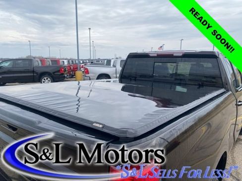 Used 2019 Chevrolet Silverado 1500 LT w/ All-Star Edition image 4