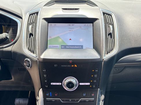 Used 2020 Ford Edge Titanium w/ Equipment Group 301A FWD image 24