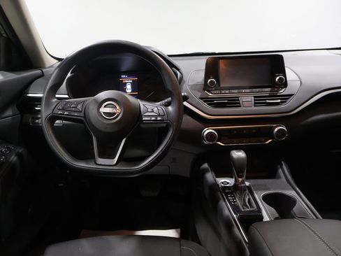 Used 2024 Nissan Altima 2.5 S image 15