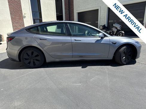 Used 2025 Tesla Model 3 Long Range AWD/4WD image 8