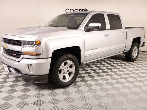 Used 2017 Chevrolet Silverado 1500 LT w/ All Star Edition image 10