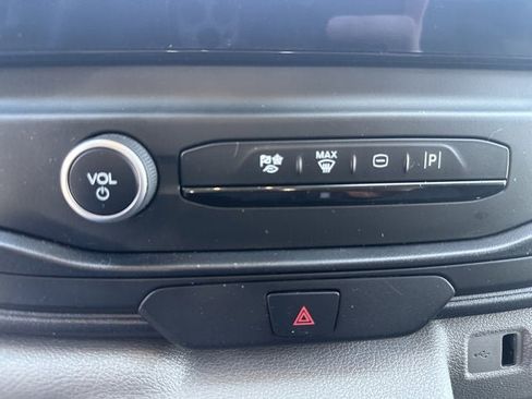 Used 2022 Ford E-Transit Med./Roof w/ Load Area Protection Package image 16