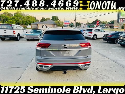 Used 2021 Volkswagen Atlas Cross Sport SE FWD image 6