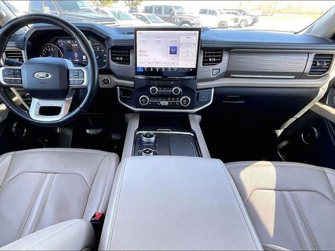 Used 2024 Ford Expedition Max Limited image 7