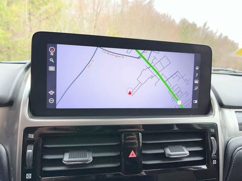 Used 2023 Lexus GX 460 Premium w/ Premium Package image 18