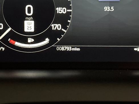 Used 2024 Land Rover Discovery Sport S image 34