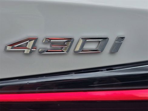 Used 2026 BMW 430i Coupe w/ Convenience Package image 12