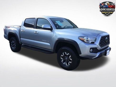 Used 2022 Toyota Tacoma TRD Off-Road image 7