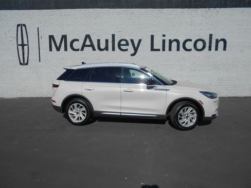 Certified 2022 Lincoln Corsair FWD 2.0L EcoBoost image 1