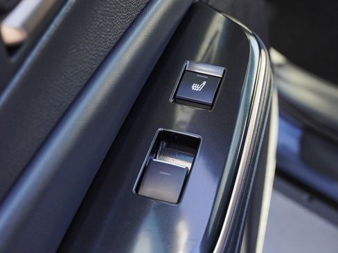 Certified 2025 Toyota Crown Signia Limited w/ Advanced Technology Package image 25