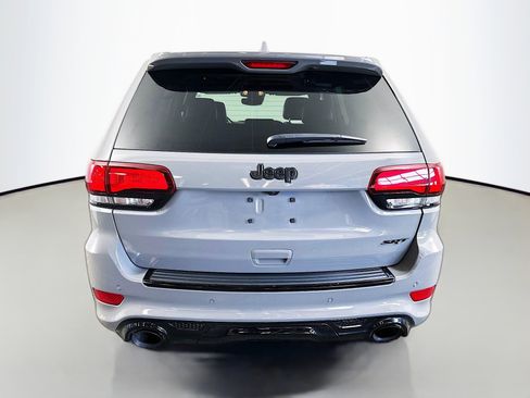 Used 2020 Jeep Grand Cherokee SRT image 6