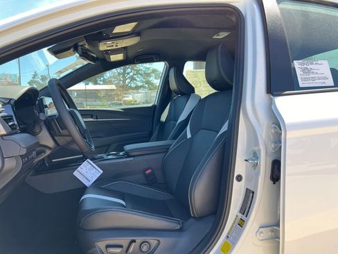 New 2026 Toyota Camry Hybrid w/ Multimedia Upgrade Package image 10