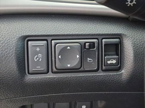 Used 2016 Nissan Sentra S FWD image 14