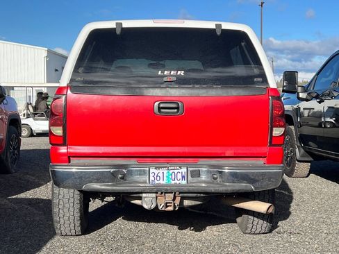 Used 2006 Chevrolet Silverado 2500 LT w/ Skid Plate Package image 5