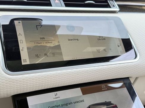 Used 2021 Land Rover Range Rover Velar R-Dynamic S AWD/4WD image 14